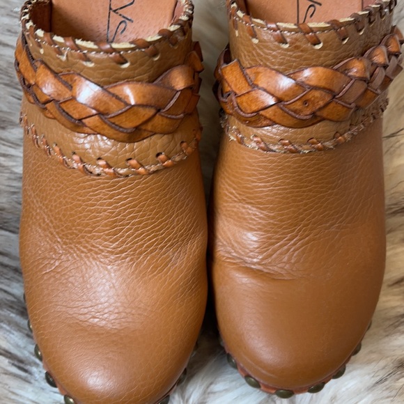 Anthropologie Sixtyseven leather heel clogs excellent condition - Picture 8 of 11